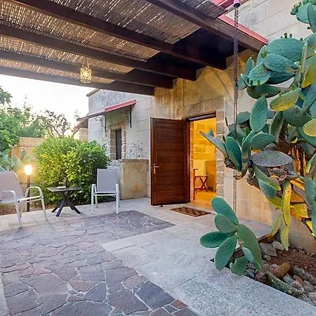 Masseria L'uliveto Hotel 3*