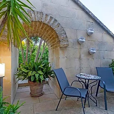 Hotel Masseria L'uliveto 3*